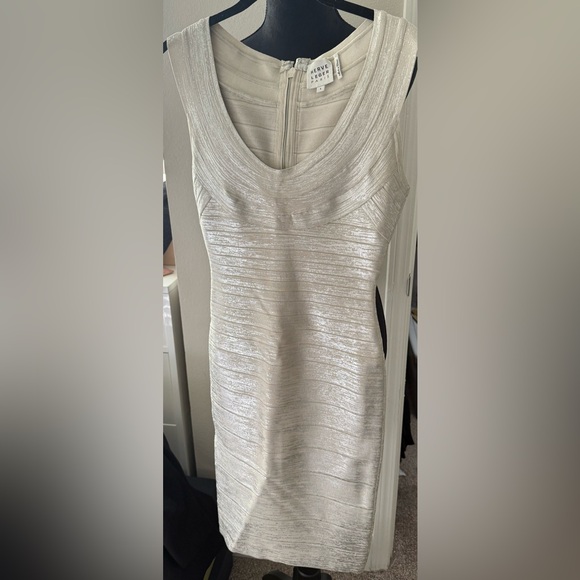 sexy metallic coated bandage Herve Leger Size S/4. - Picture 3 of 4